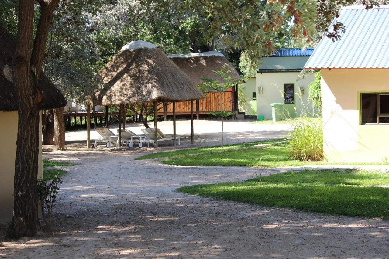 Juda Haus Lodge Katima Mulilo Exterior foto